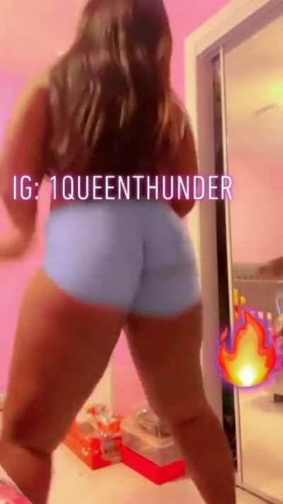 Thickiana 😍 (@1qu<wbr>eenth<wbr>under<wbr>)