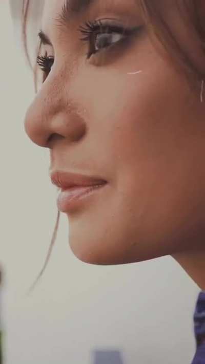 Klea Pineda