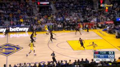 [Highlight] Draymond with elite defense on Barnes, then finds Wiggins in transition for the and-one