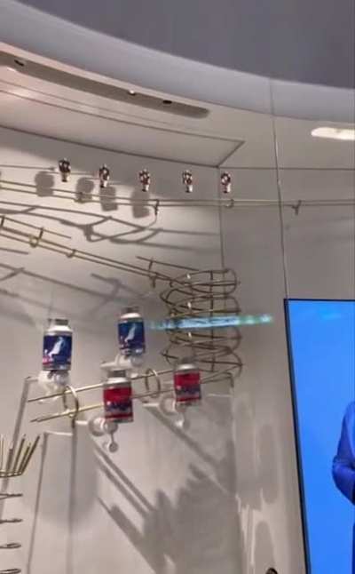 Chocolate factory in Switzerland hands out samples in a cool way!
