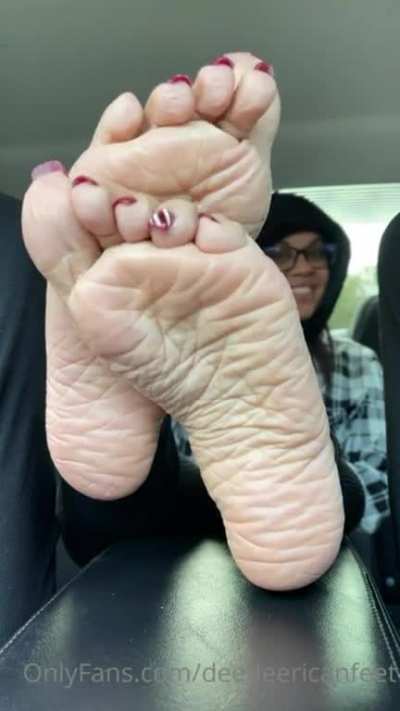 Car Footplay