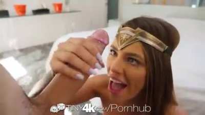 Wonder Woman Big Dick Deepthroats
