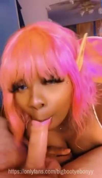 I just love slobbin on white dick