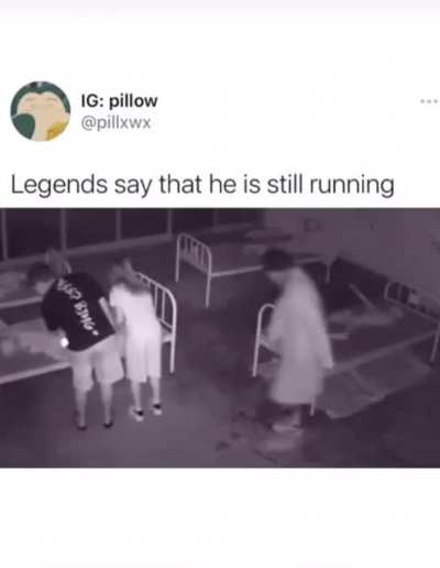 supposed to be scary, but it's the funniest thing i've seen…😆