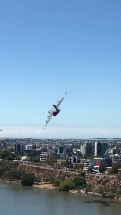 Buzzing the city of Brisbane