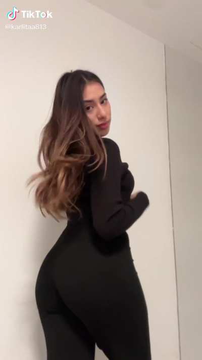 @karlitaa813