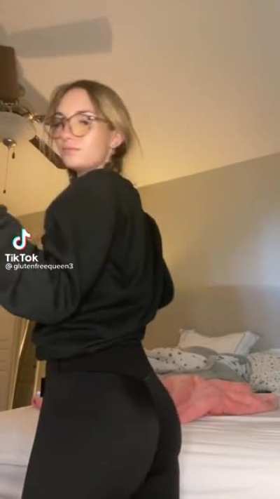 Little jiggly bank