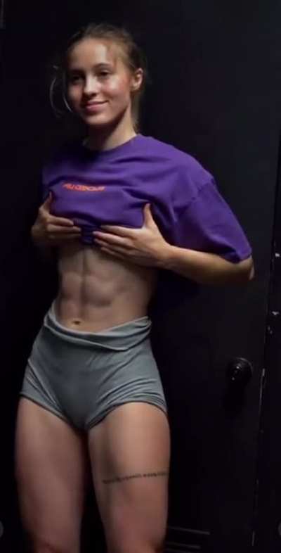 Looking incredible Bri Fit