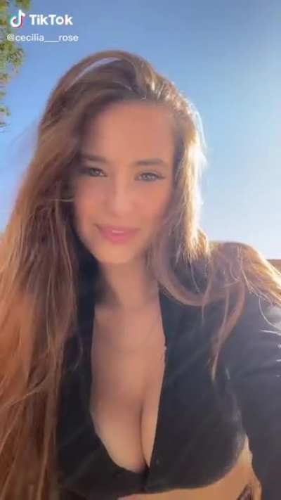 So sexy @ceci<wbr>lia__<wbr>_rose
