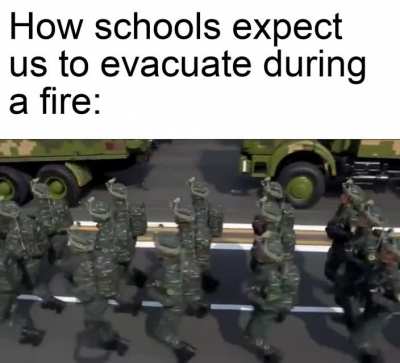 StAy iN a QuEue