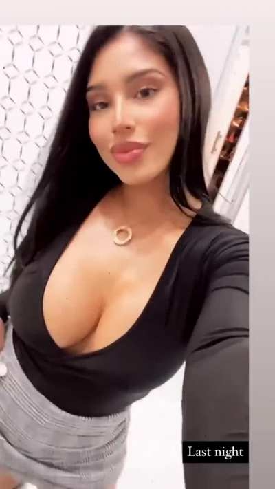 Mia