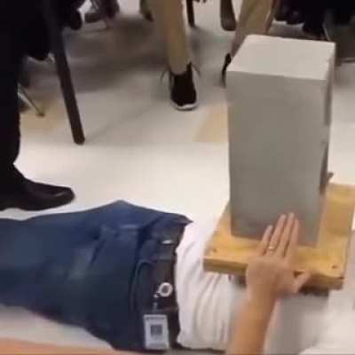 Manda a boa adm, música?