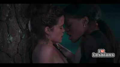 Sarah Catherine Hook & Imani Lewis (First Kill - s01e04) *NO MUSIC*