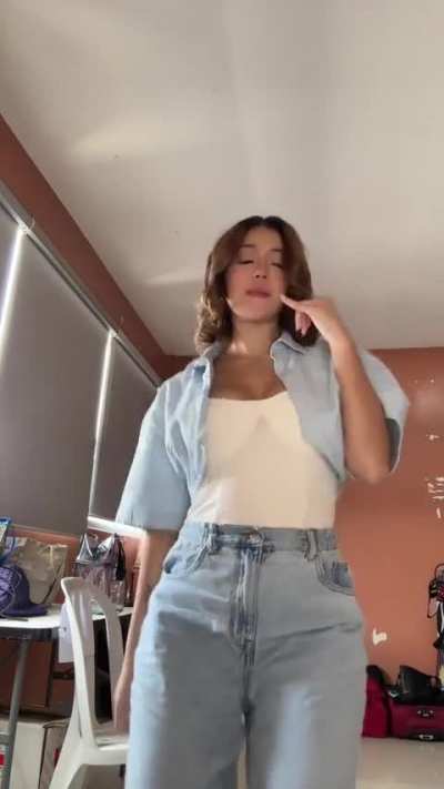 Sue Ramirez