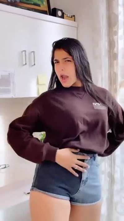 Prachi Kadam - Video May 13,2022