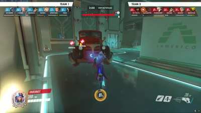Enemy team gets lost in the sauce and never even turns around.