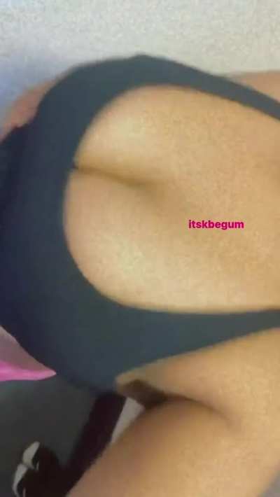 Busty Bengali Babe