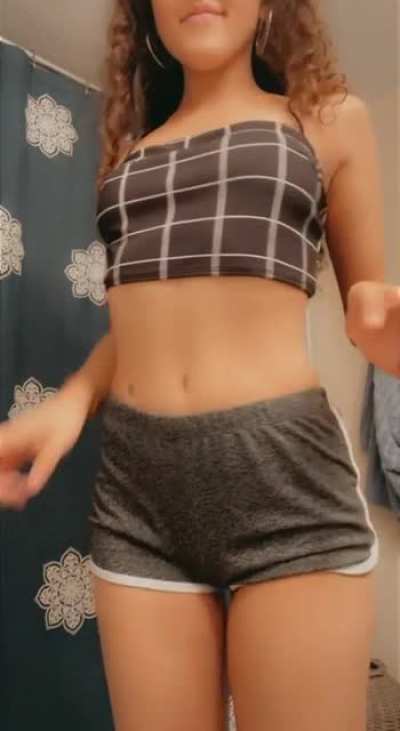 I want to show my bf how many of you would put a load in me