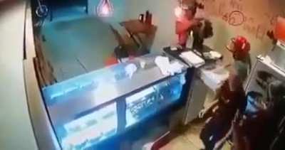 OOOOOOO