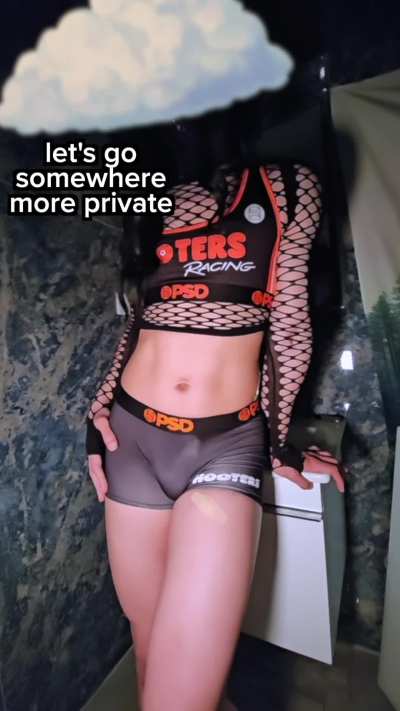 POV: you gave me a tip at Hooters🦉🥺