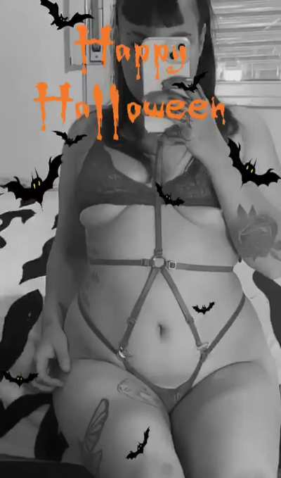 🎃 Halloween is here and this crazy witch knows it.😈 😈 These dates make me hornier than usual 🥵 I want to ruin your mind and your masculinity 🍤📏 SPOIL: im not soft ⚠️ dont fuck with me. I am not like the other godde<wbr>sses.<wbr>👑🥵