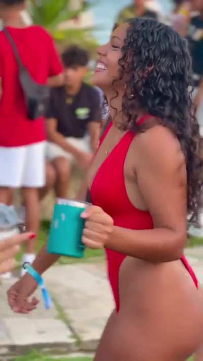 Trini Pool Lime