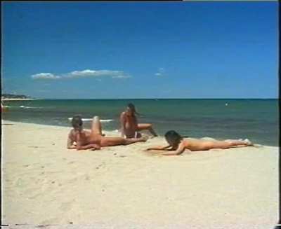 Parafotos - Mediterranean France Naturally (UK2001) (2/6) - Oasis Leucate - beach