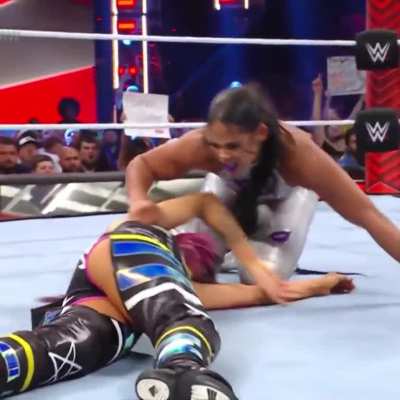 Dakota Kai