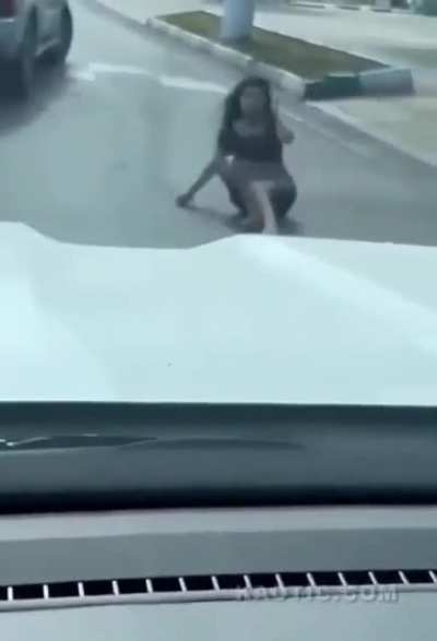 Lol dumbass lady