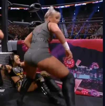 Toni Storm