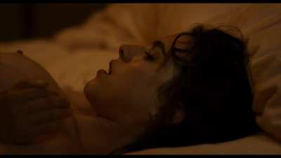 Aubrey Plaza & Margaret Qualley in 'Honey Don't' (2025)