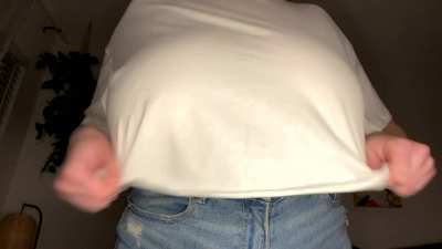 It’s a great day to go braless