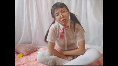 Can I be the little sister who blackmails you into touching yourself exactly how I want you to? (I think you need to click the link to hear the sound or click the link below if you wanna see the full video <3)