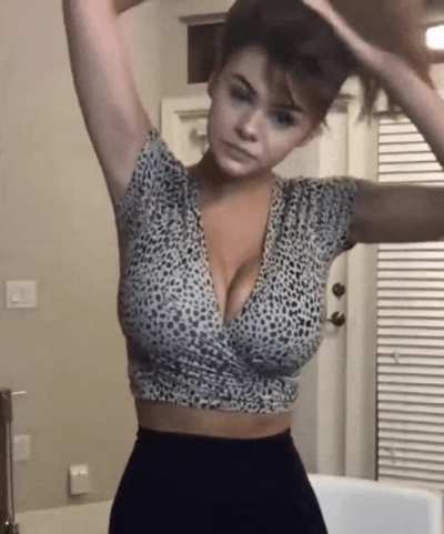 She's beautifull