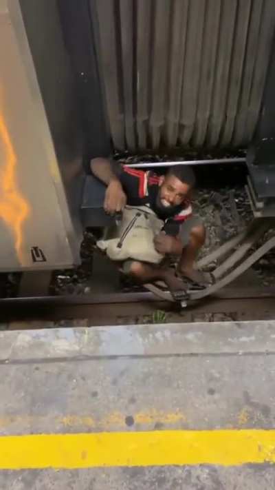 brinca muito po