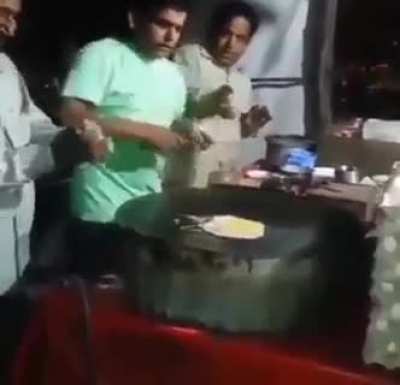How to fry an egg?