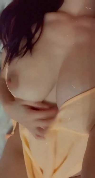 Can I see your cock while I flash you?