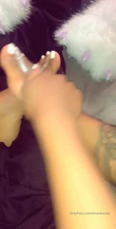 Sb👣