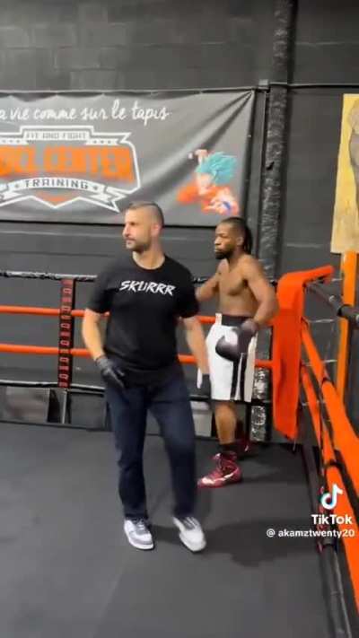 If Mike were a boxer