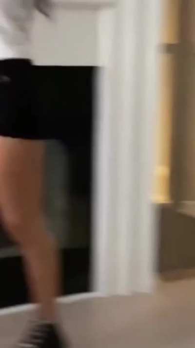 Jenna Ortega, leggy and booty