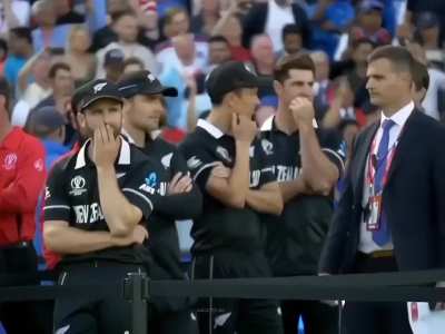 I know its a shitpost sub,but few words for him?I was hoping this wc for him,bhai log achhe logon k saath sach m achha nahi hota kya?😭