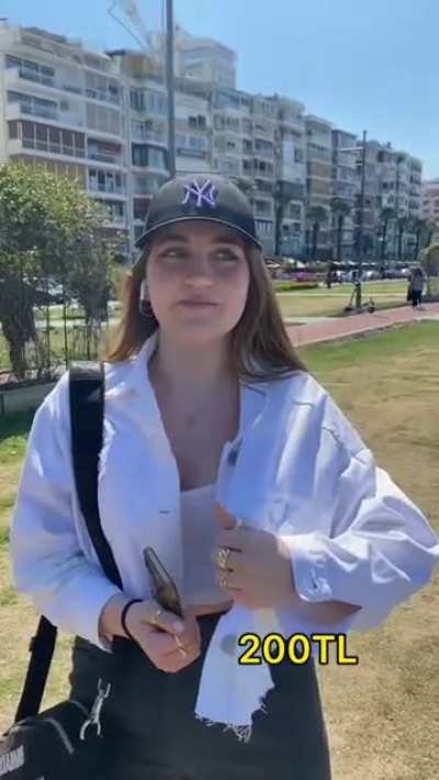 HAY SİZİN AĞZINIZIN YAYINI SİKEYİM YA. BABALARININ GÖTLERİNDEN TER AKITARAK KAZANDIKLARINI PARA İLE ALINAN YARRAK KÜREK ELBİS<wbr>ELERİ<wbr>NİN FİYATINI SÖYLÜYOR AMK KEZNANLARI. BİRAZ DAHA FAZLA FİYAT SÖYLEYİN DE HAVALI OLUN AYNEN AMK