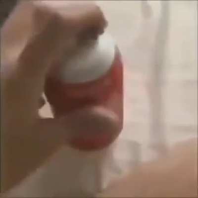 '-'