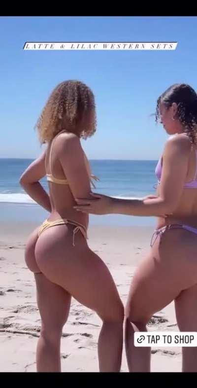 Big booty twins Ana and Lexie on beach in thong<wbr>s😍🔥💦