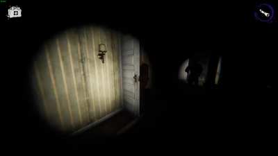 Opening doors in horror games be like