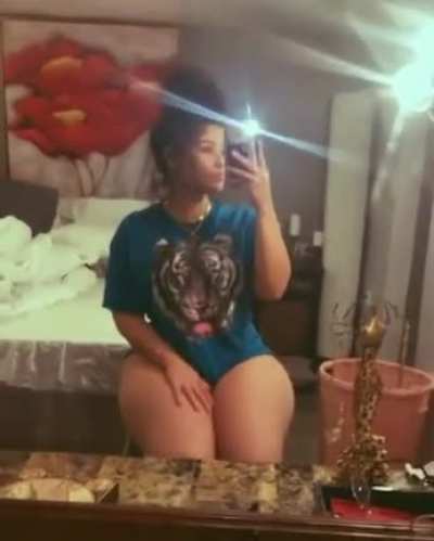 thighs