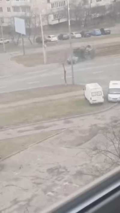 Ukrainian ambush a truck, you will see the armor carrier also who run over the car.