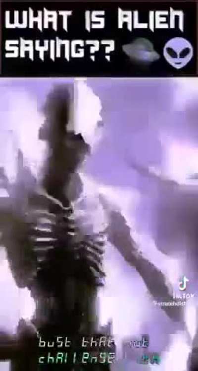 WHAT is alien saying⁉️🛸👽