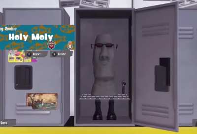 (Loud noise warninng) I sense a theme with these lockers.