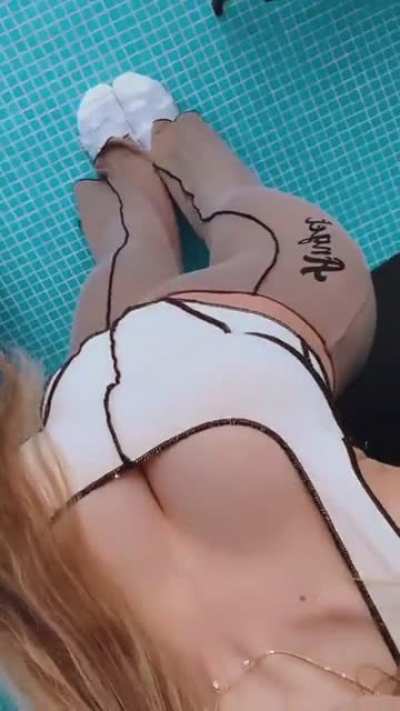 🤤